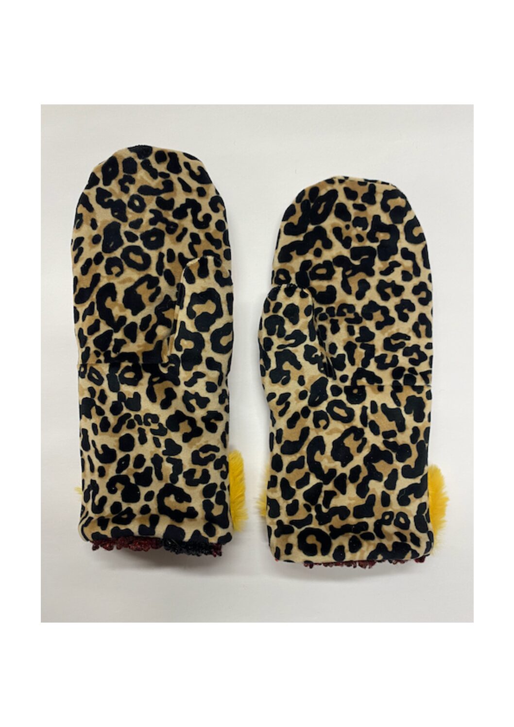 Pantteri, sieni ja tipunen - Image 2